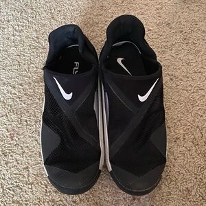 Nike Black and White Men's Slip-On Sneakers